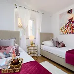 Casa Nevia- In Old Town-near Stradun *