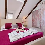 Casa Nevia- In Old Town-near Stradun