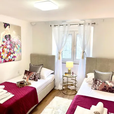 Old Town Casa Nevia *