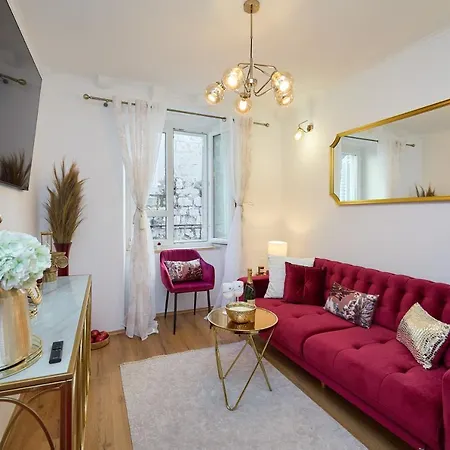 Casa de Férias Old Town Casa Nevia *